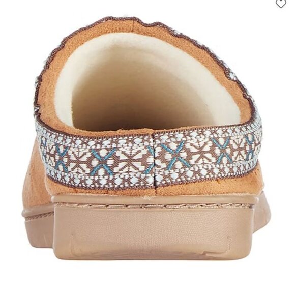 Isotoner Clara Recycled Microsuede Hoodback Memory Foam Clog Slippers Med 7. 5-8 - Picture 4 of 5